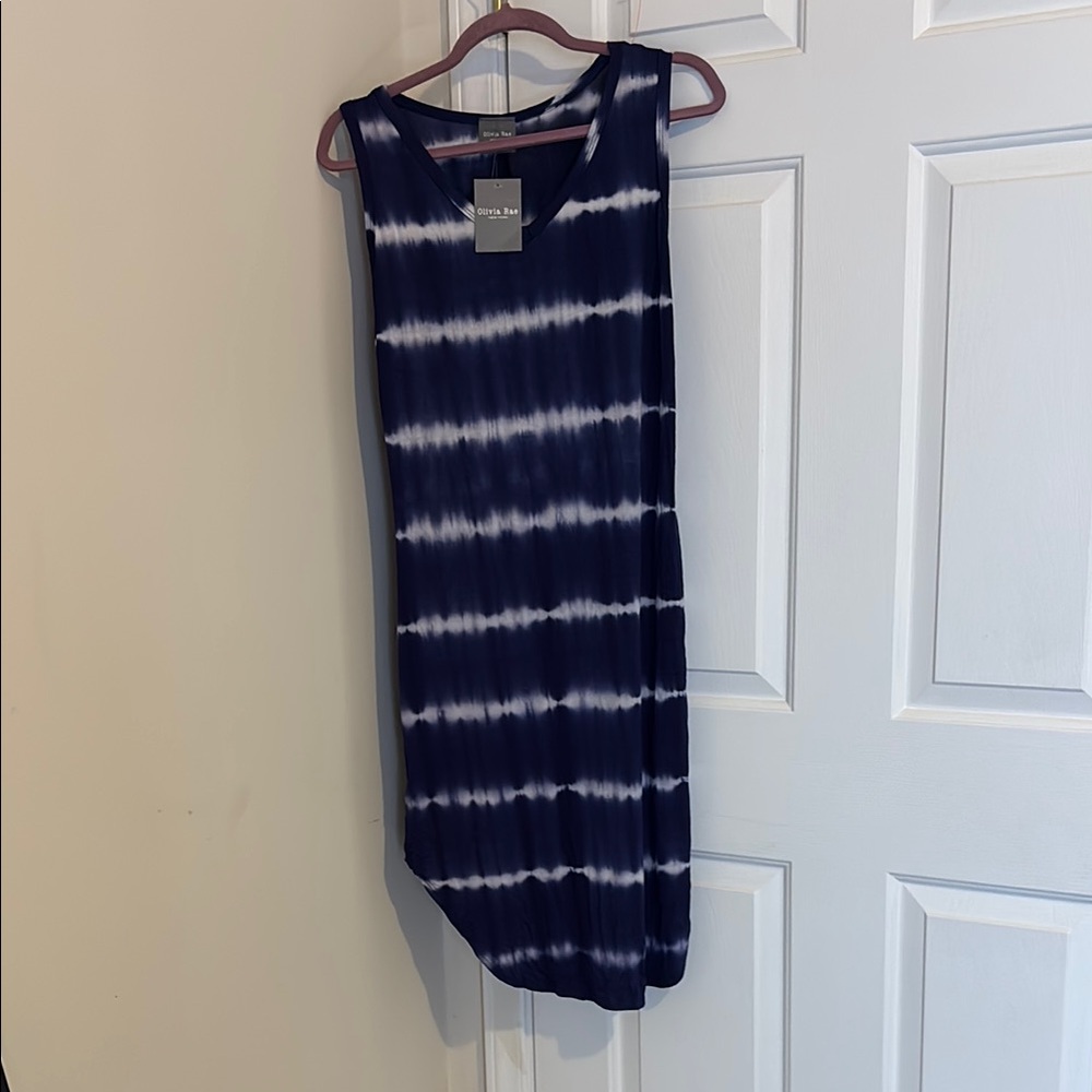 Olivia Rae Navy and White Dress
